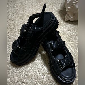 Forever 21 Black Quilted Sandals
